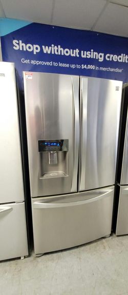 Kenmore French Door Fridge – Stainless, Ice/Water in Door