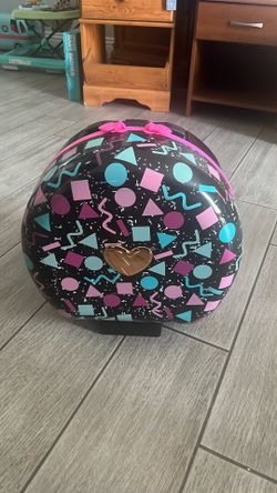 L.O.L On The Go Fashion Rolling Closet For Toy Dolls