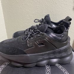 VERSAGE BLACK CHAIN REACTION SNEAKERS SIZE 44 “ Size 11US”