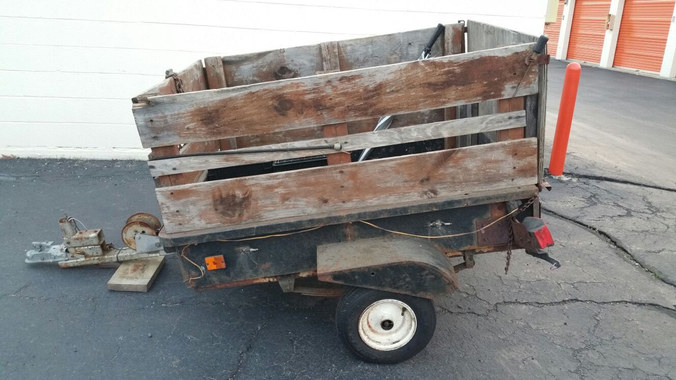 4×6 Trailer. Has two brand new tires. Thank you!