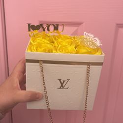 Yellow Eternal roses 