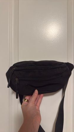 Black Nylon Fanny Pack Belt Bag