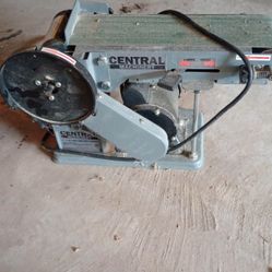 Central Machinery sander