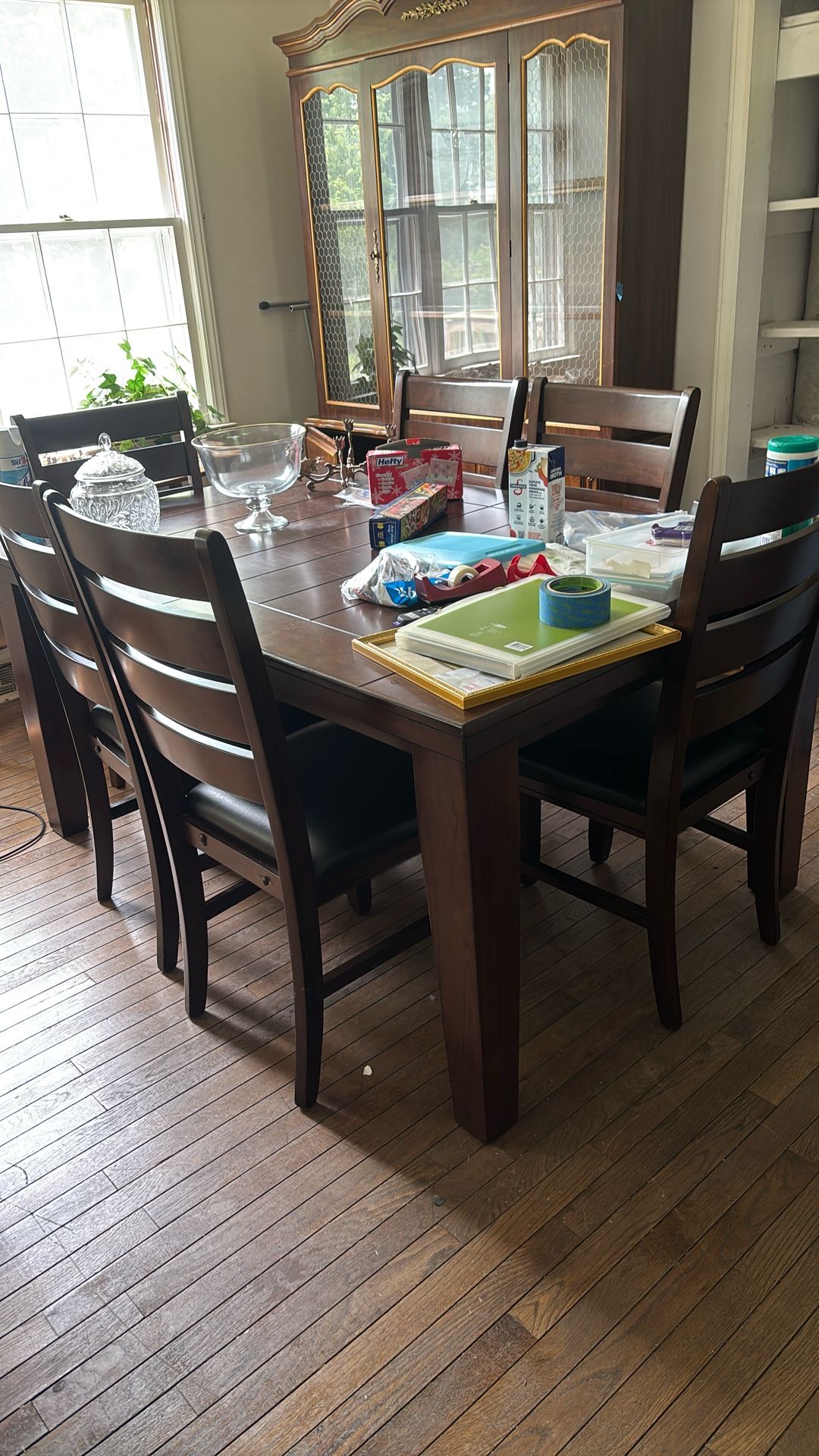 Dining Room Table With 6 Chairs