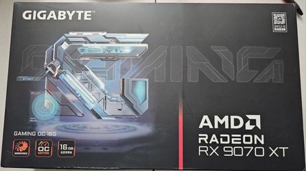 Gigabyte AMD Radeon RX 9070 XT Gaming OC 16G