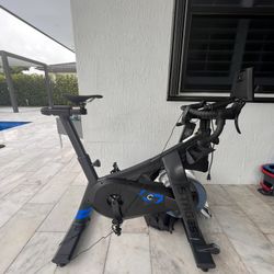 Stages Smart Bike SB20