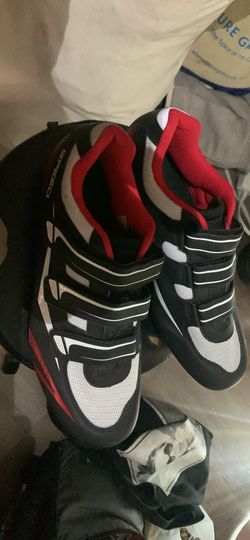 Speedo bicycling shoes size 11