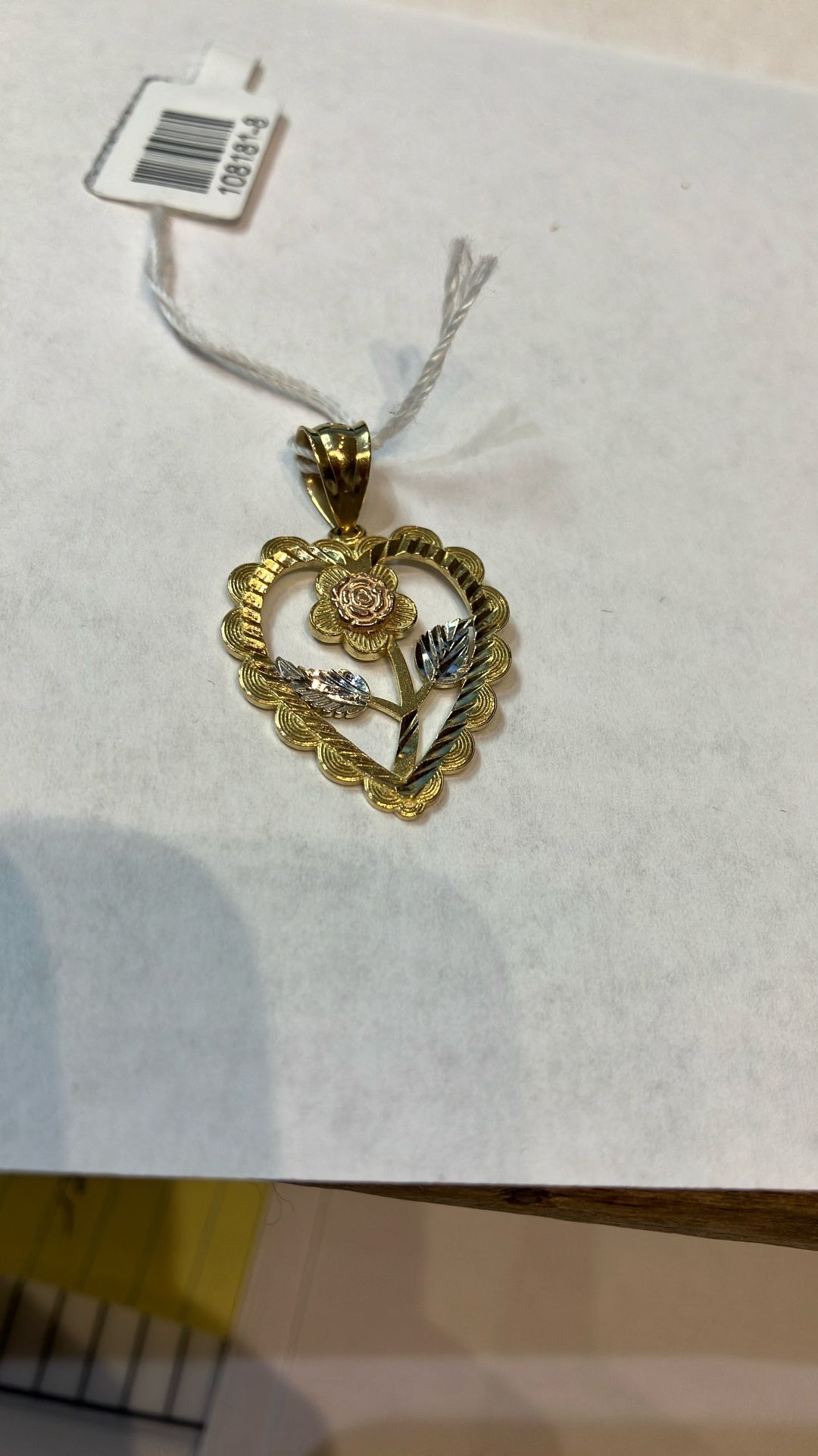 10k Gold Pendant #108181-1