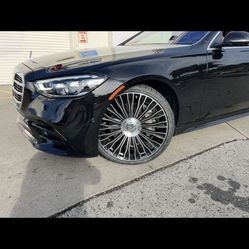 Mercedes S550 22” New Maybach Styie Rims New Tires Set