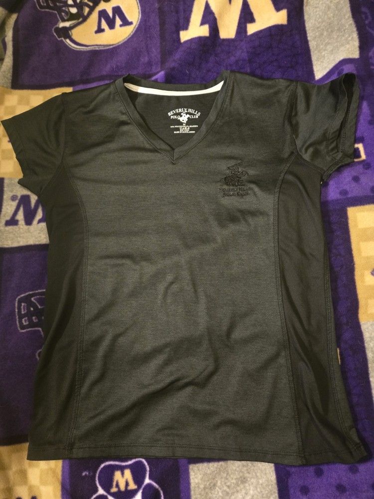 Beverly Hills Black V-neck Tshirt Women's M