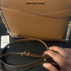 Micheal Kors Purse 