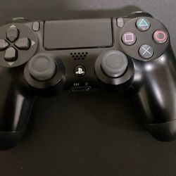 PS4 wireless controller black