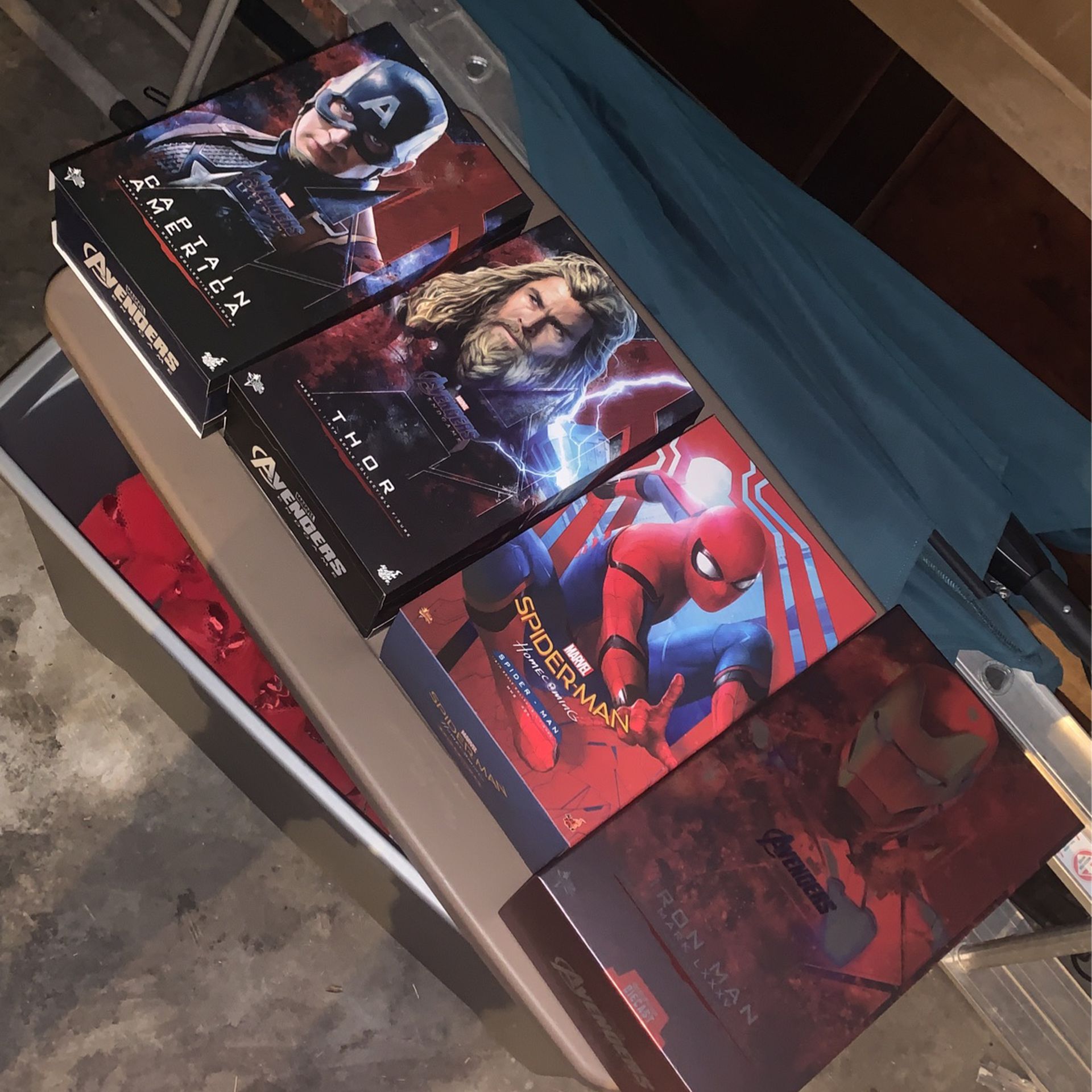 Marvel Hot Toys: Spider-Man, Iron Man, Captain America and Thor