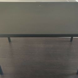 IKEA Tarendo Black desk Metal frame With wood top. $10