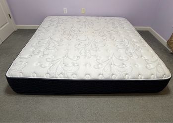 King Size Mattress Great Condition