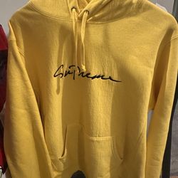Supreme Yellow Script Hoodie (Medium) Worn Once