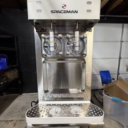 Margarita Machine In A Rolling Cart 