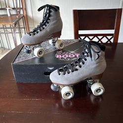 Moonlight Roller Skate