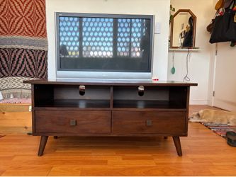 MCM TV Console