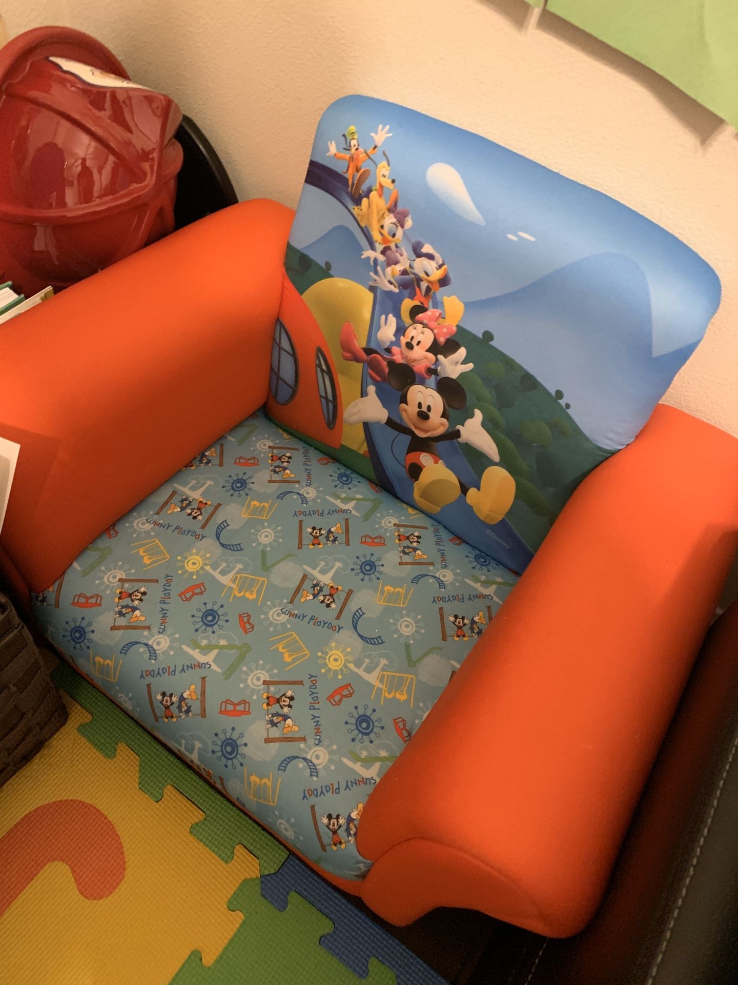 Mickey Mouse kids chair