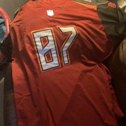 Bucs Jersey