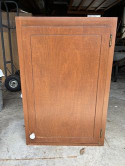 Used kitchen cabinet
