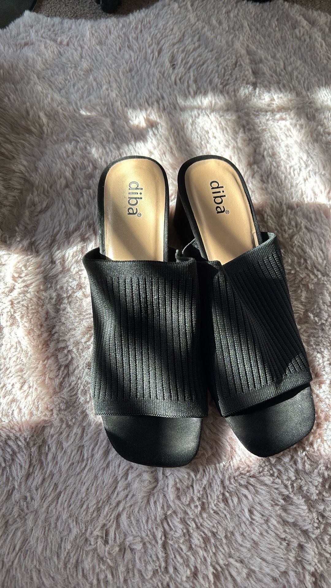 Sandals/ Heels
