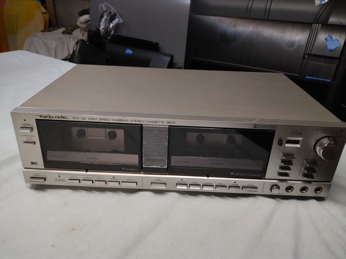 REALISTIC VINTAGE DUAL CASSETTE PLAYER & RECORDER