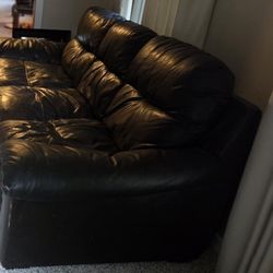 Leather Sofa – Comfortable