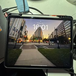 iPad Pro 12.9 Inch 256 GB (2023)