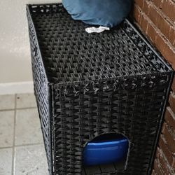 Cat litter box cover