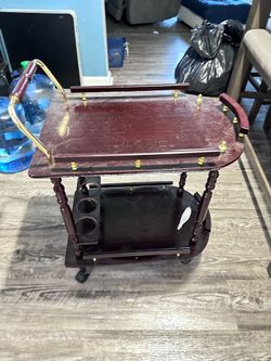 Serving cart