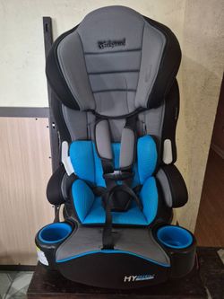 High Back Booster Seat  2 In 1. Forward Position Only. SEE ALL THE PICTURES