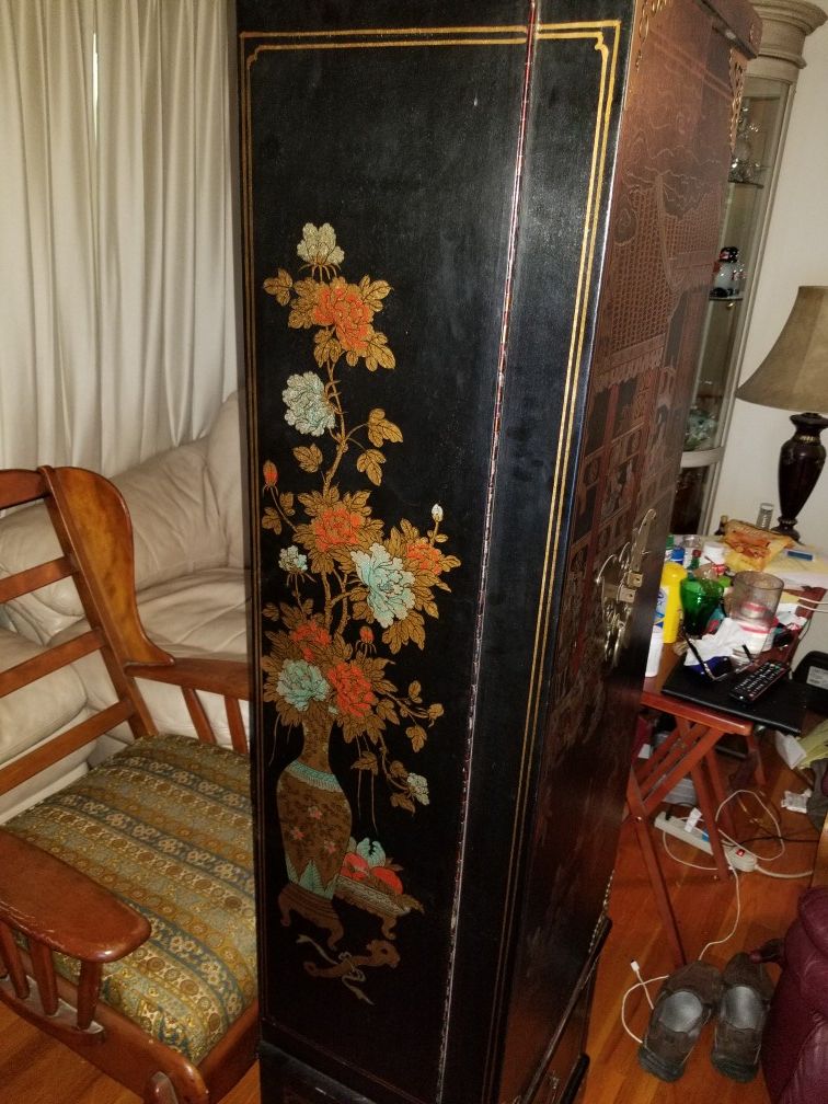 Beautiful Black lacquer oriental floor jewelry armoire