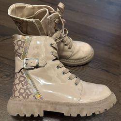 Like New Girls Boots DKNY, Size 2us