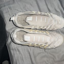 Vapor max size 11 needs fixing