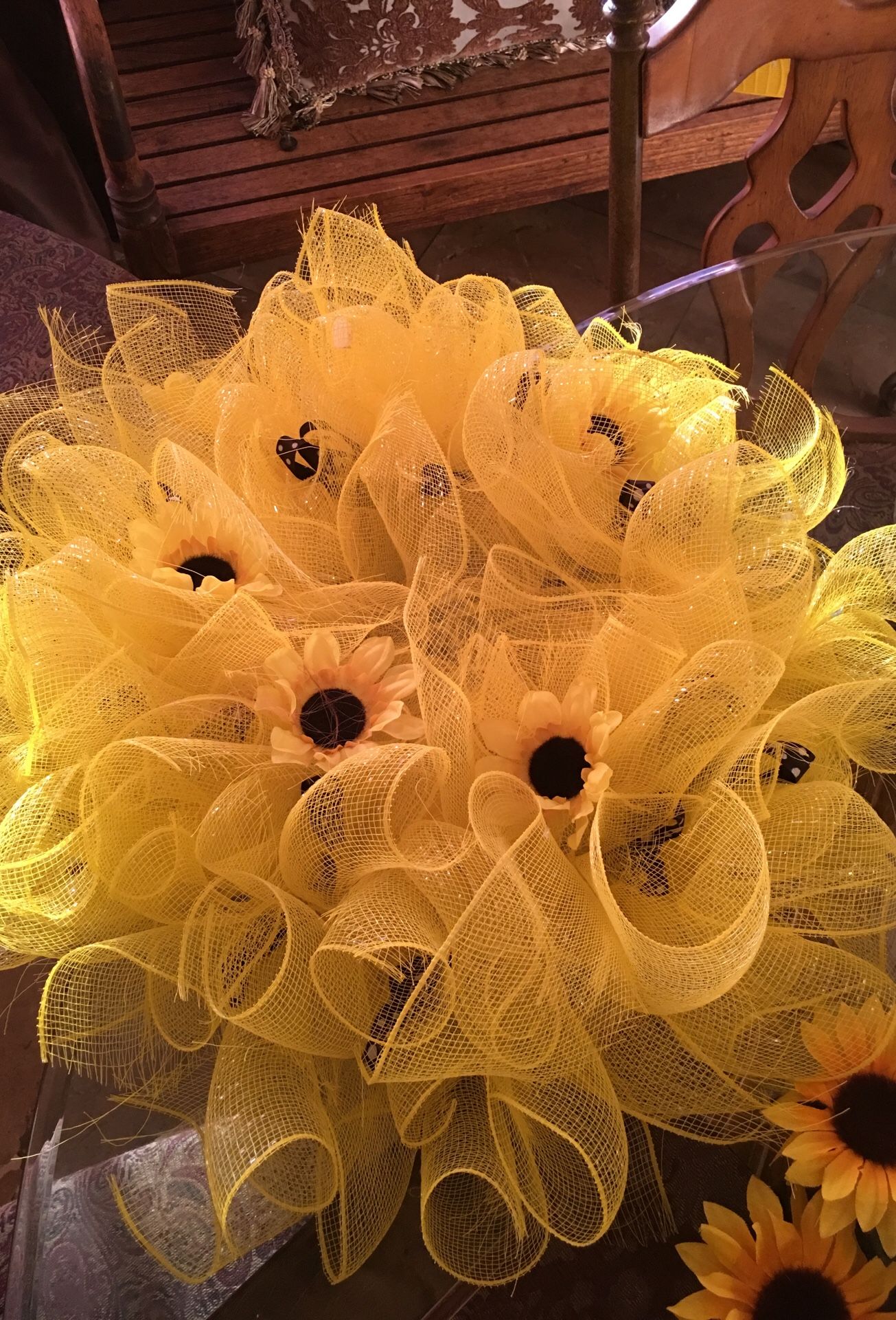 Gender Reveal Bee decor ... super cute