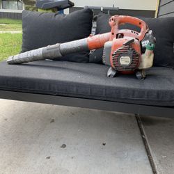 Leaf blower