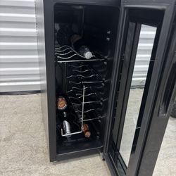 Wine Cooler ,  Excellent For Wine Lovers😇