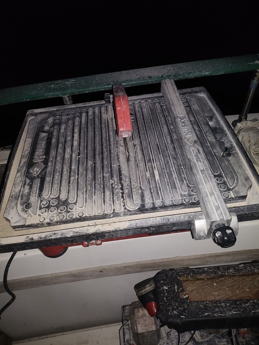 Wet Tile Saw
