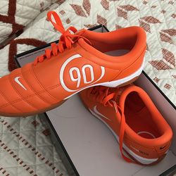 Nike Tota 90