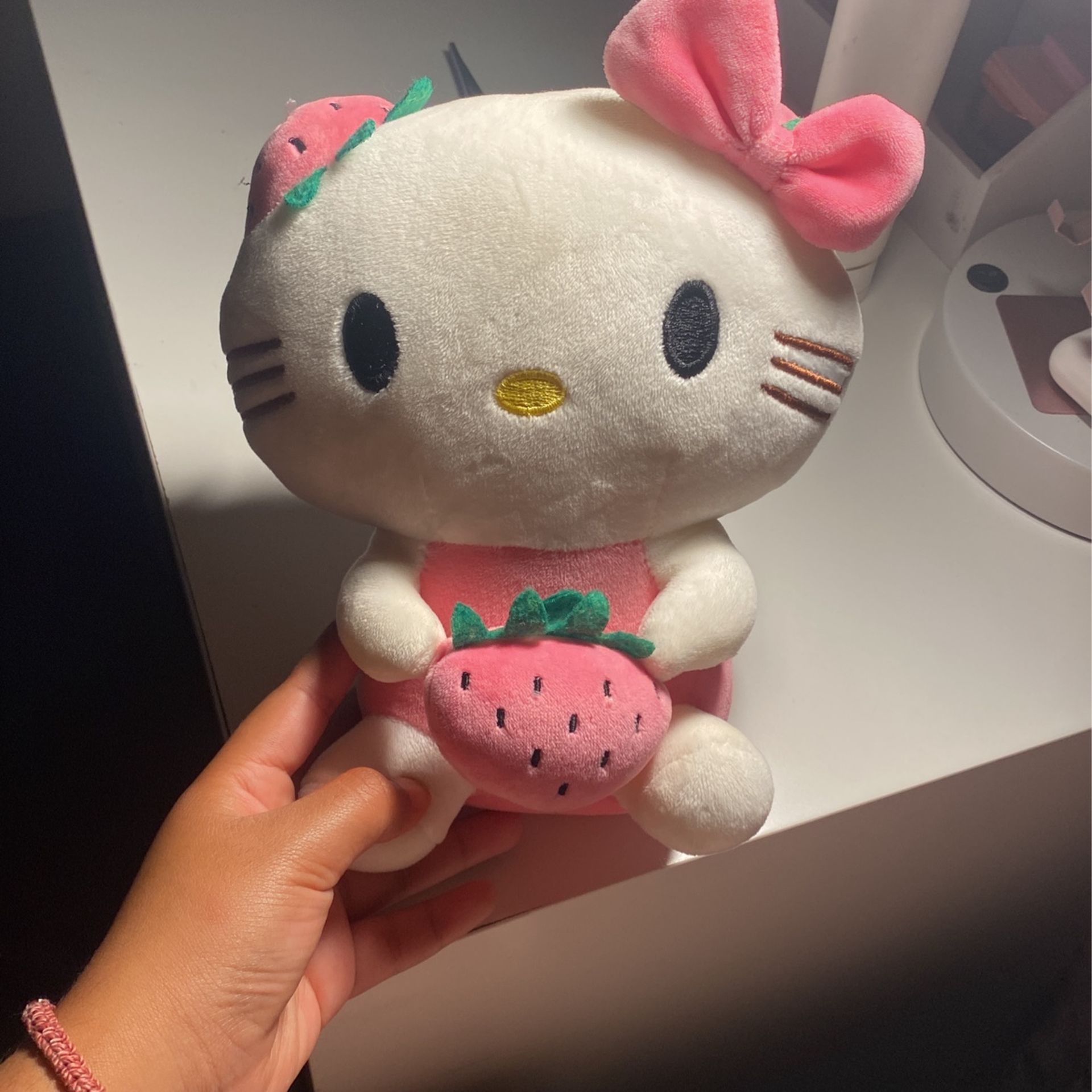 Hello Kitty Plushy