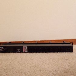 Chatsworth Power Strip Model 17-701