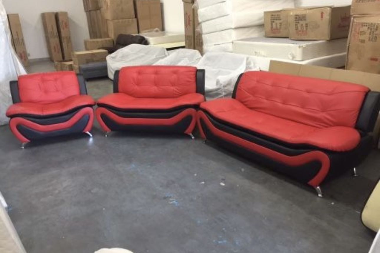Modern Style Red And Black Leather Three Piece Couch Set