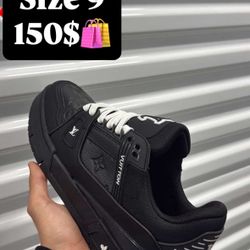Lv Trainer Sneakers