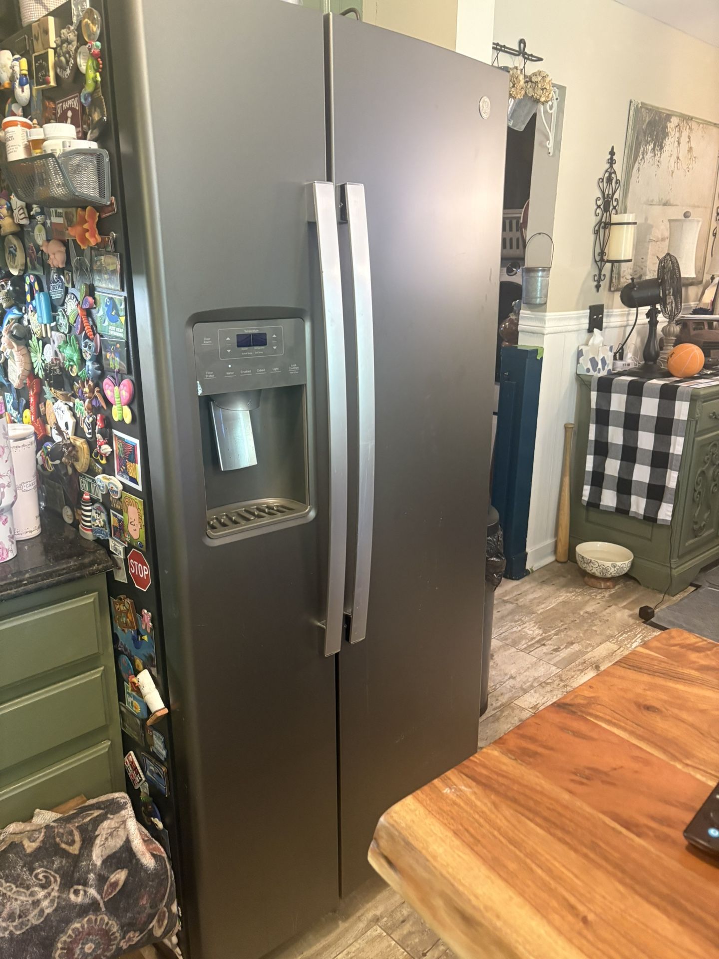 GE Refrigerator