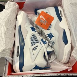 Jordan 4 Military Blue 9.5 Men
