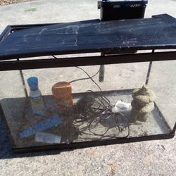 Top Fin 10 Gallon Fish Tank +Extras