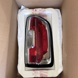 Passenger Side taillight GMC Canyon