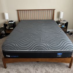 Sealy Hybrid Posturepedic Premium